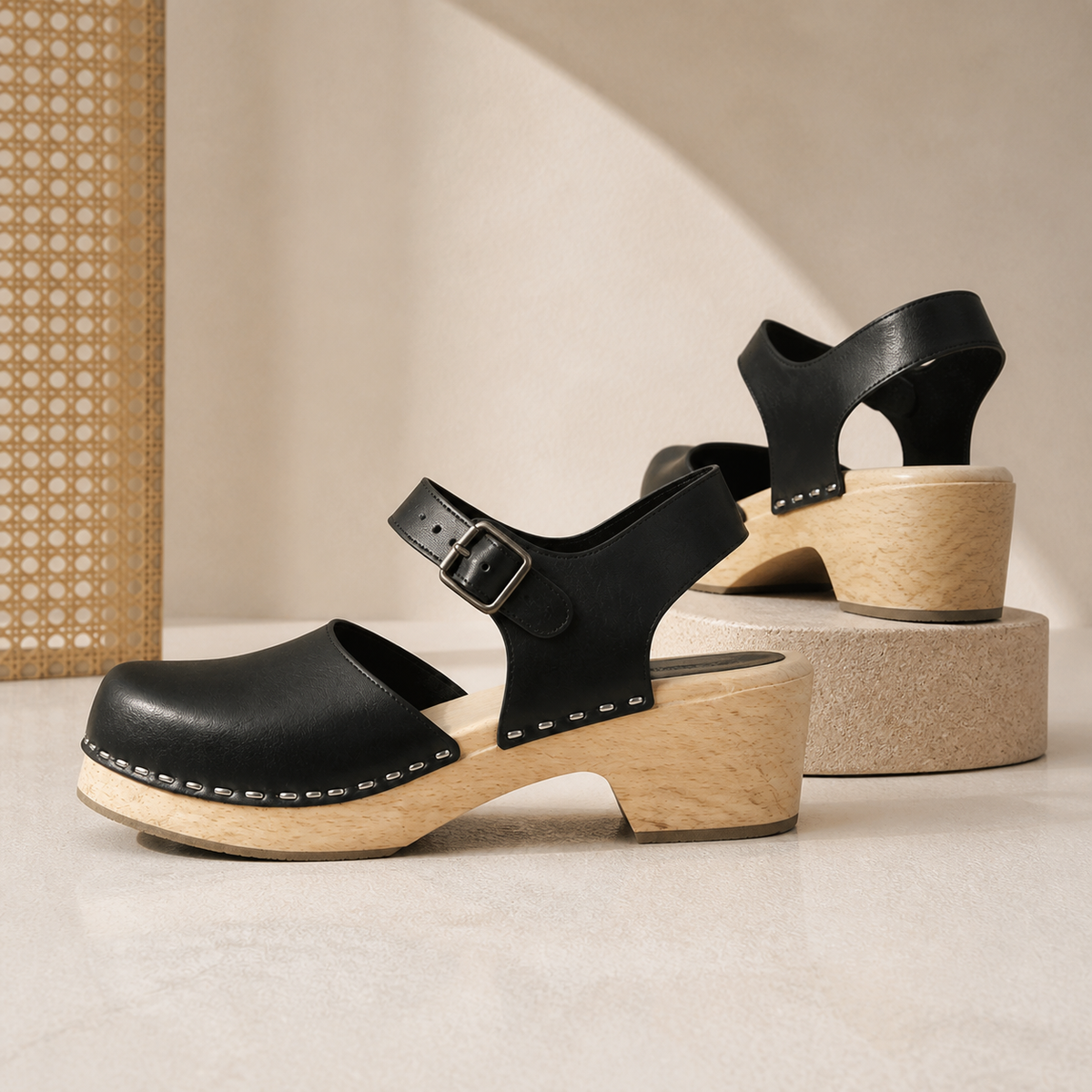 Valentina Leather Platform Sandals