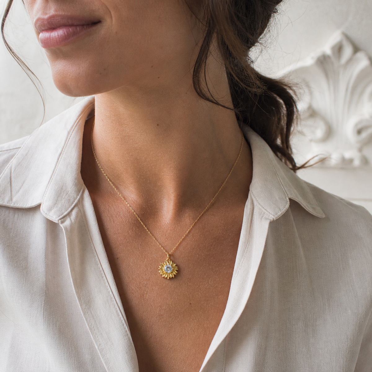 Solène Sunflower Pendant Necklace